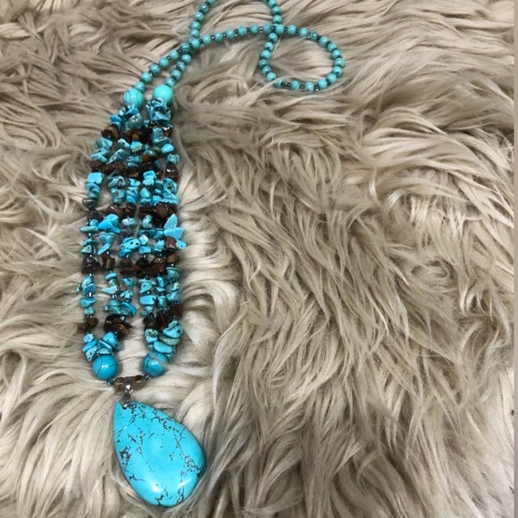 Jewelry - Turquoise chunky boho necklace